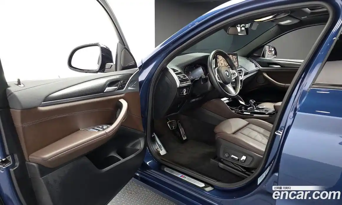 BMW X4 2023 2.0 автомат (гидро), фото 10