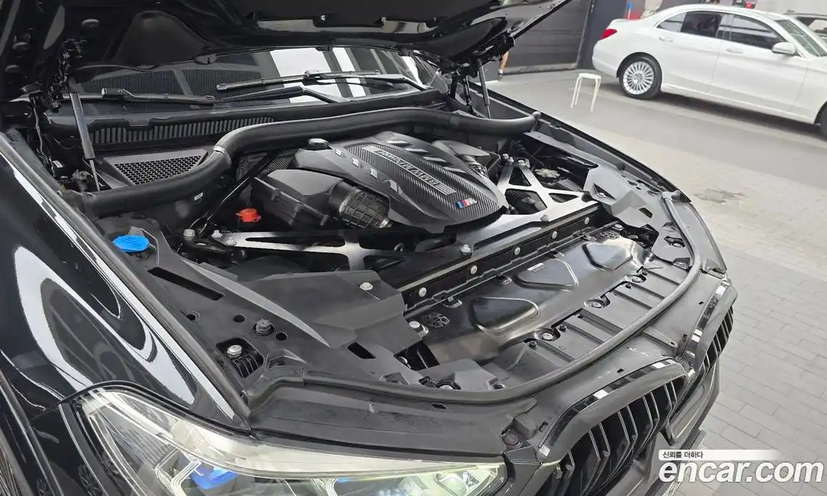 BMW X6M 2021 4.4 автомат (гидро), фото 6