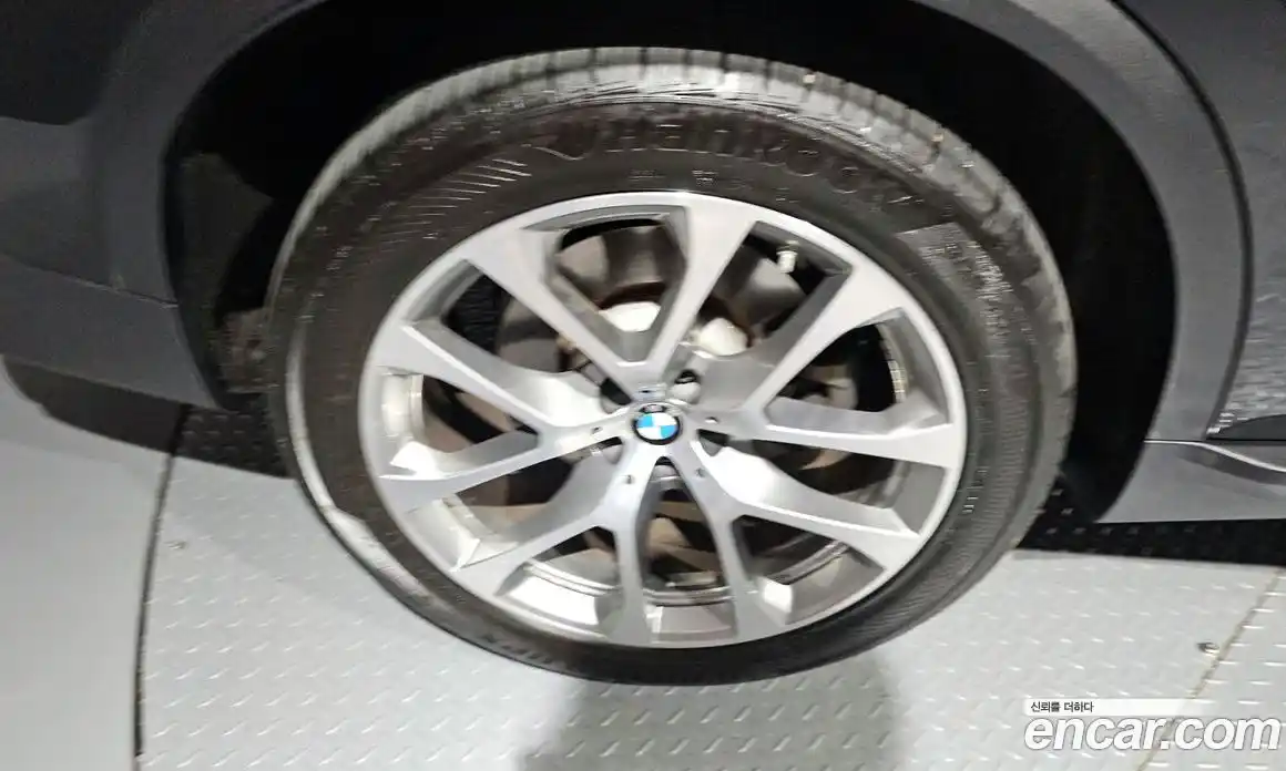 BMW X5 2024 3.0 автомат (гидро), фото 5