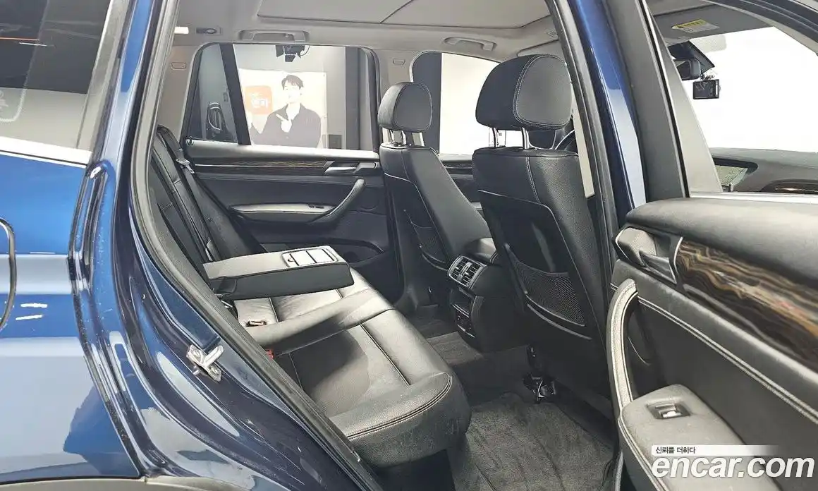 BMW X3 2013 2.0 автомат (гидро), фото 16