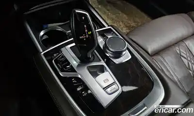 BMW 7 серия 2018 4.4 автомат (гидро), миниатюра 12