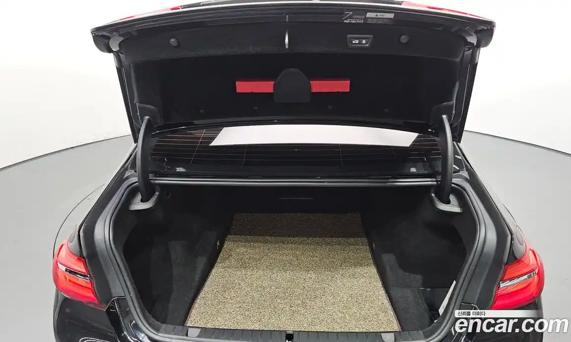 BMW 7 серия 2018 4.4 автомат (гидро), фото 26