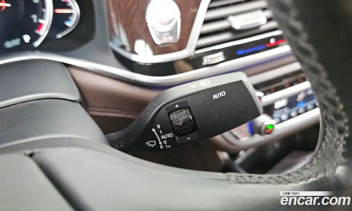 BMW 7 серия 2018 4.4 автомат (гидро), фото 29
