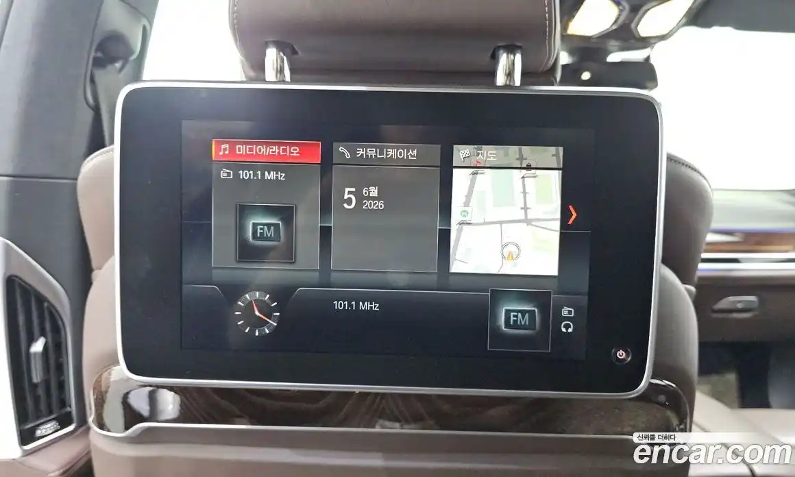 BMW 7 серия 2018 4.4 автомат (гидро), фото 33