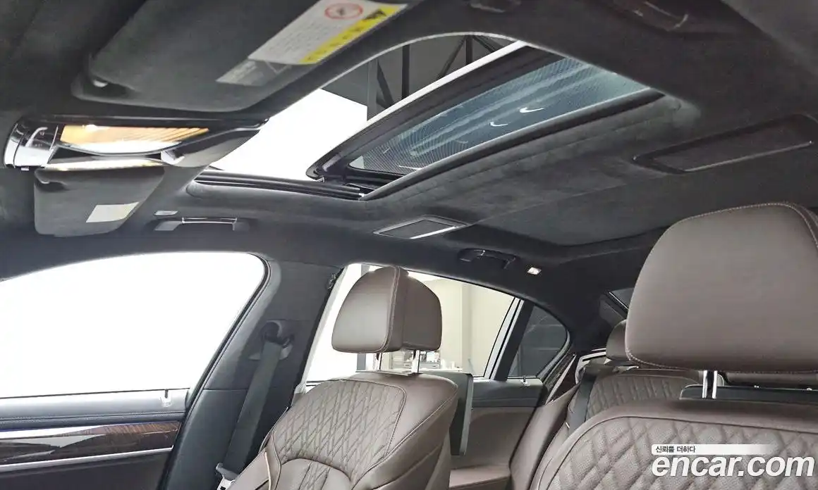 BMW 7 серия 2018 4.4 автомат (гидро), фото 35