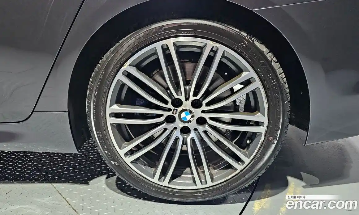 BMW 5 серия 2018 2.0 автомат (гидро), фото 5