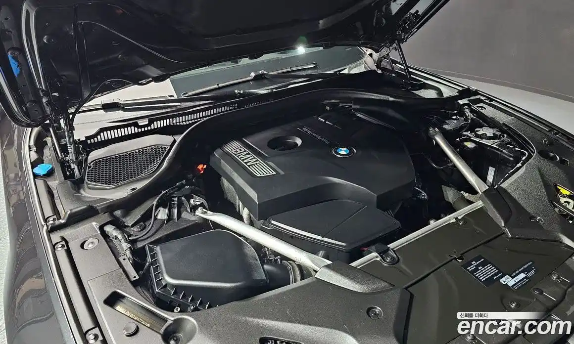 BMW 5 серия 2018 2.0 автомат (гидро), фото 6