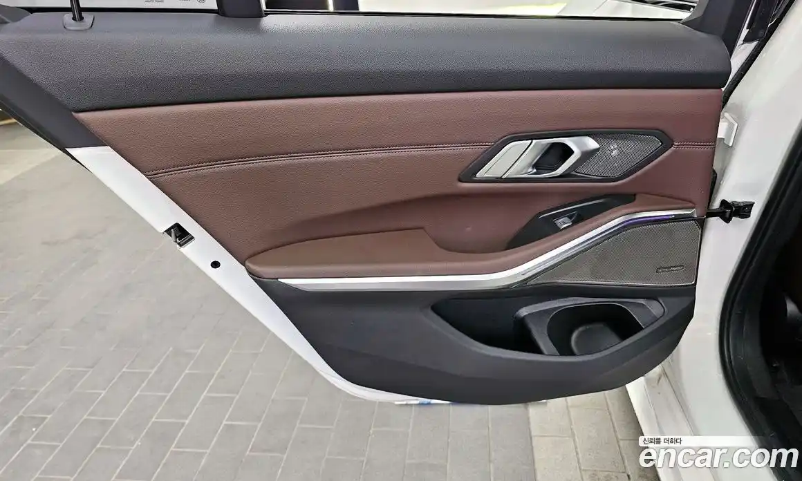 BMW 3 серия 2021 2.0 автомат (гидро), фото 15