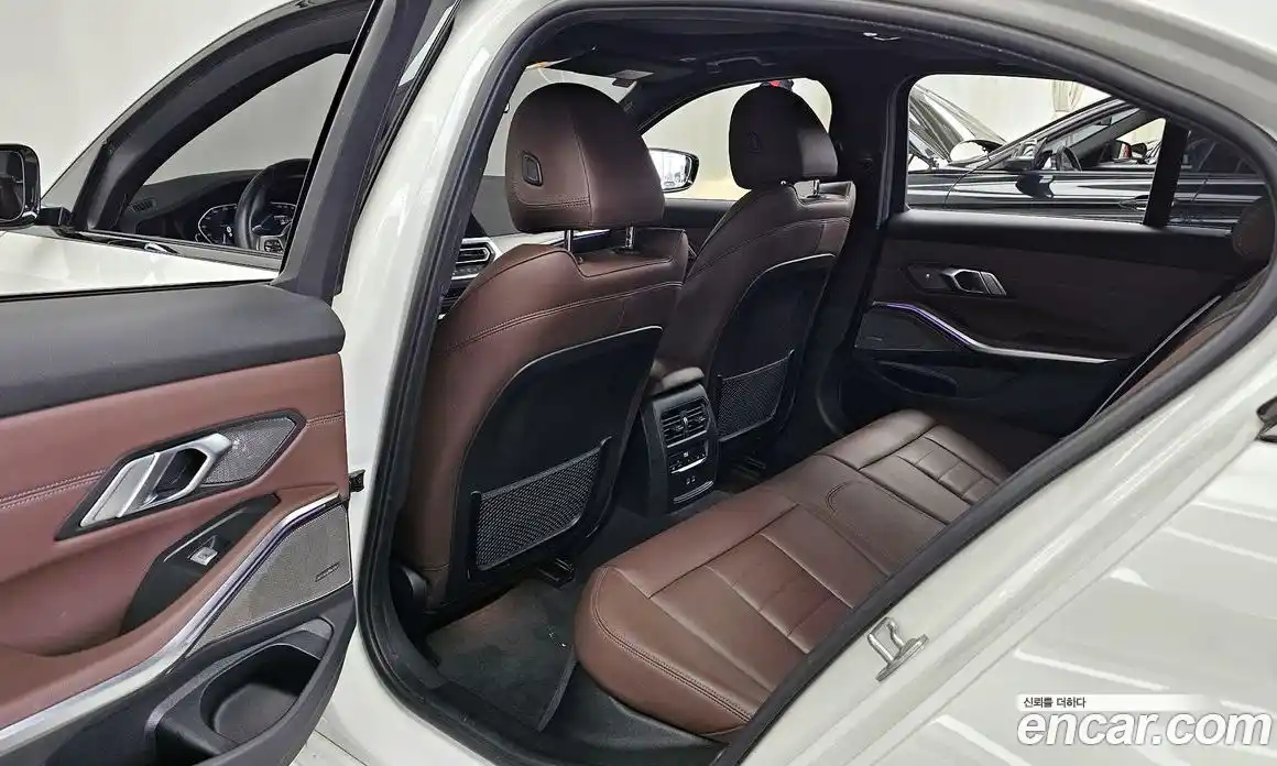BMW 3 серия 2021 2.0 автомат (гидро), фото 16
