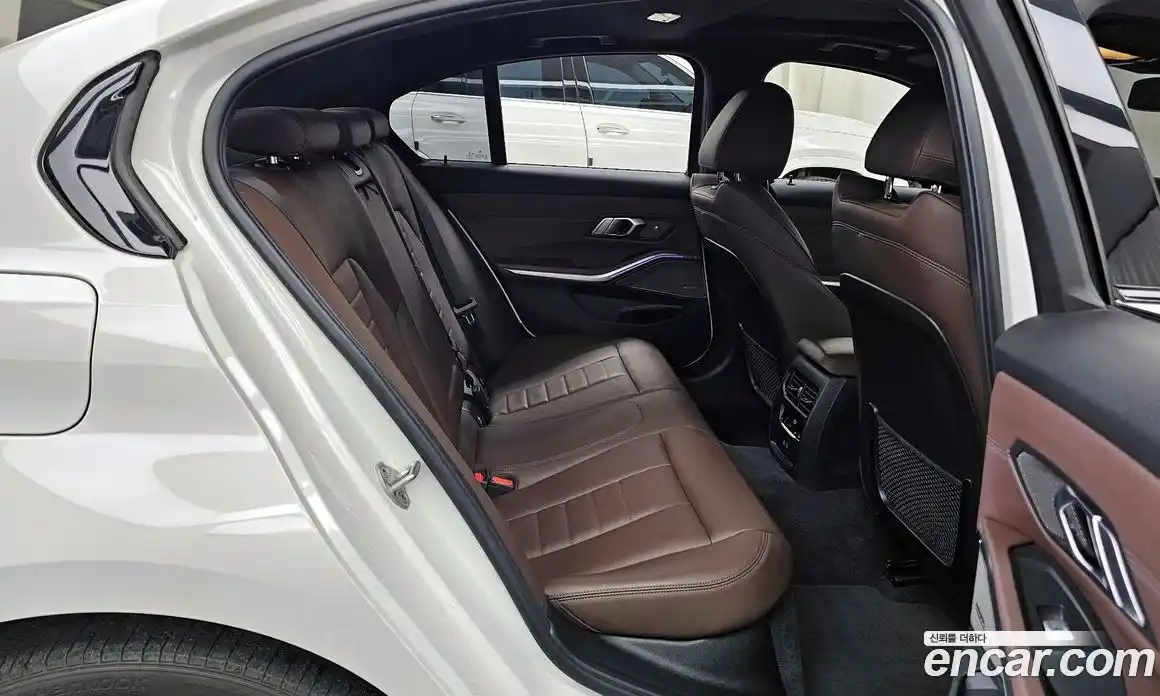 BMW 3 серия 2021 2.0 автомат (гидро), фото 18