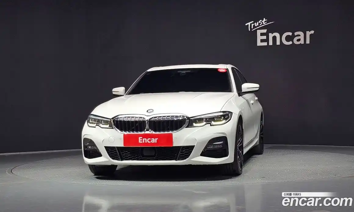 BMW 3 серия 2021 2.0 автомат (гидро), фото 3
