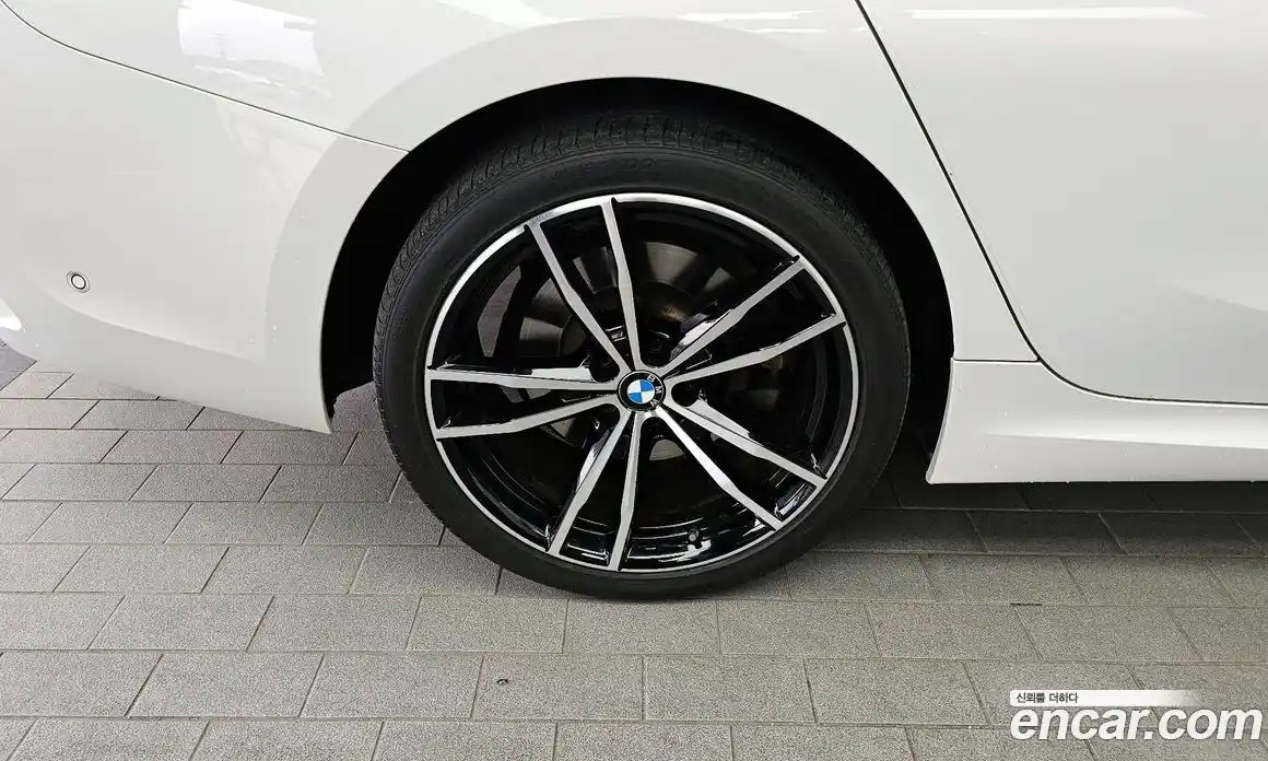 BMW 3 серия 2021 2.0 автомат (гидро), фото 5