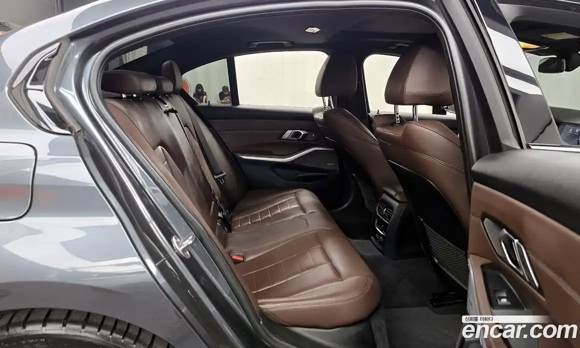 BMW 3 серия 2020 2.0 автомат (гидро), фото 17