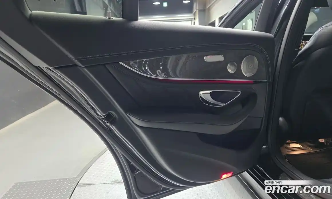Mercedes-Benz E-Class 2021 3.0 автомат (гидро), фото 15