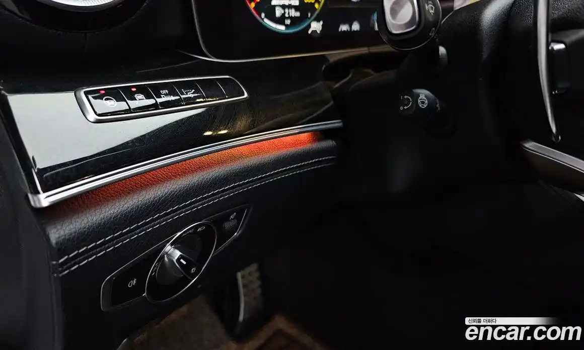 Mercedes-Benz AMG GT 2020 3.0 гидро, фото 24 Mercedes-Benz AMG GT 2020 3.0 гидро, фото 24