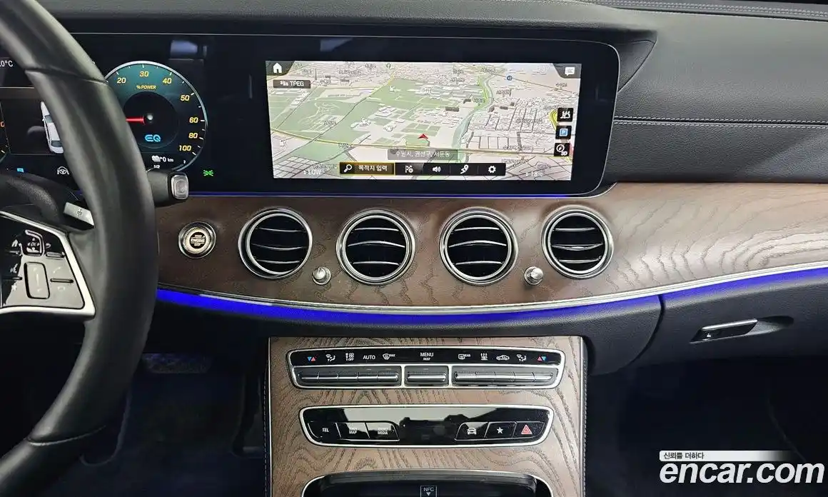 Mercedes-Benz E-Class 2023 2.0 автомат (гидро), фото 18