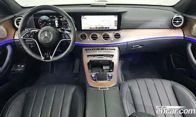Mercedes-Benz E-Class 2023 2.0 автомат (гидро), миниатюра 10