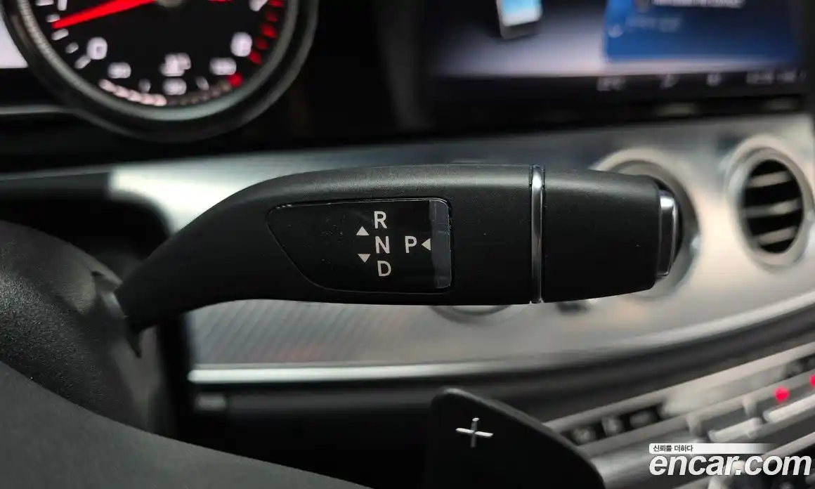 Mercedes-Benz E-Class 2019 2.0 автомат (гидро), фото 12
