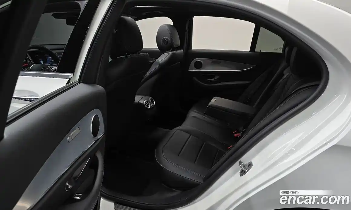 Mercedes-Benz E-Class 2019 2.0 автомат (гидро), фото 18