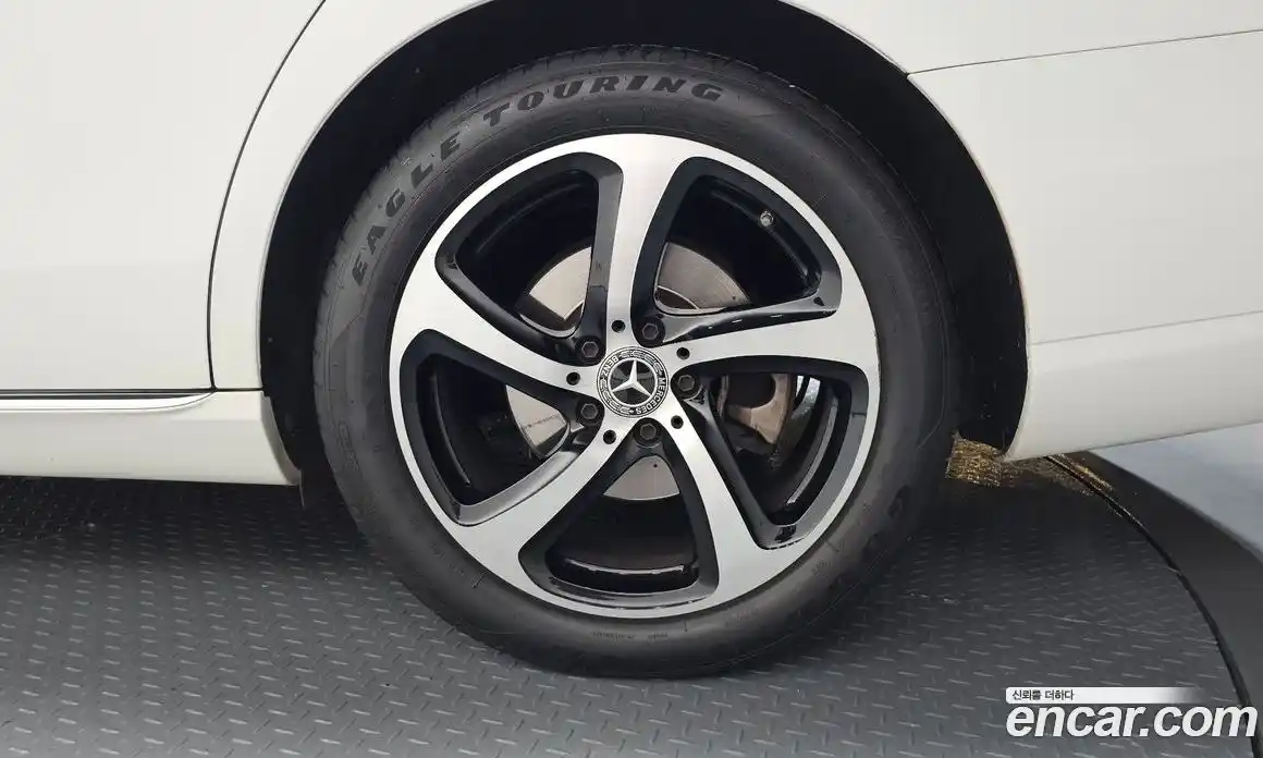 Mercedes-Benz E-Class 2019 2.0 автомат (гидро), фото 7