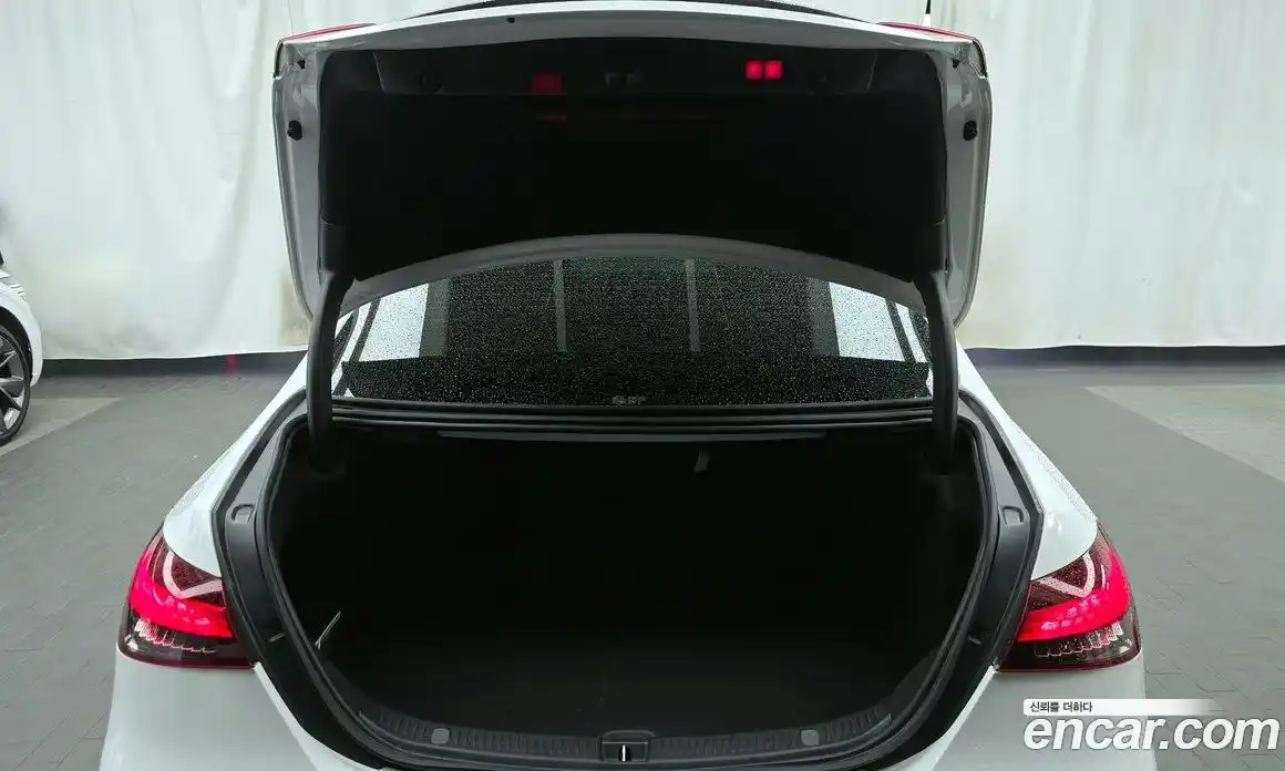 Mercedes-Benz E-Class 2022 2.0 автомат (гидро), фото 20