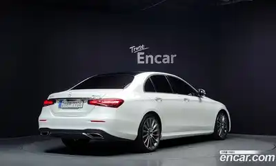 Mercedes-Benz E-Class 2022 2.0 автомат (гидро), миниатюра 2