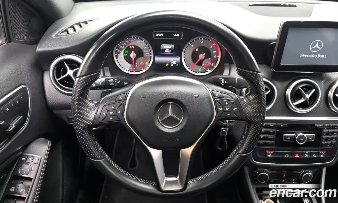 Mercedes-Benz A-Class 2015 1.5 гидро, фото 13 Mercedes-Benz A-Class 2015 1.5 гидро, фото 13