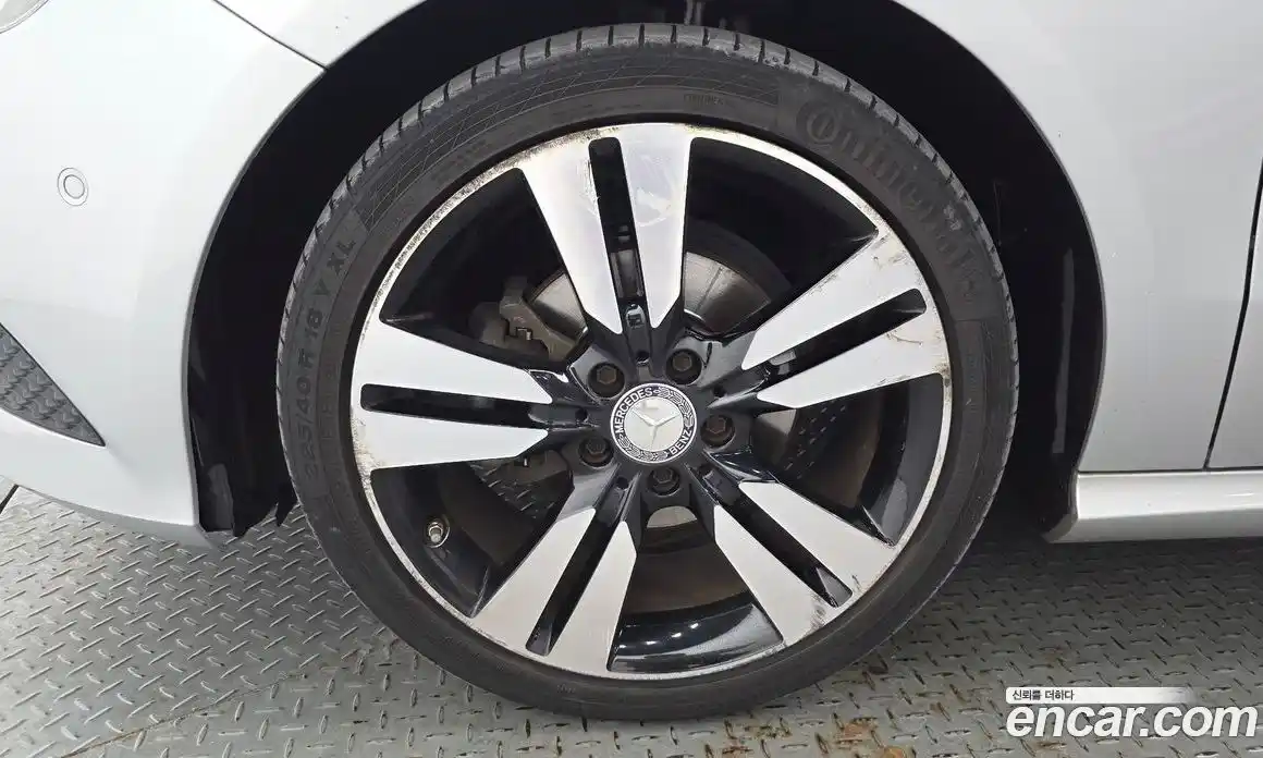 Mercedes-Benz A-Class 2015 1.5 гидро, фото 5 Mercedes-Benz A-Class 2015 1.5 гидро, фото 5