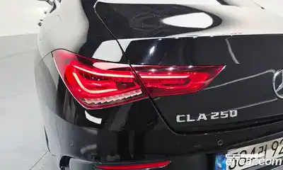 Mercedes-Benz CLA-Class 2022 2.0 гидро, миниатюра 9 Mercedes-Benz CLA-Class 2022 2.0 гидро, миниатюра 9