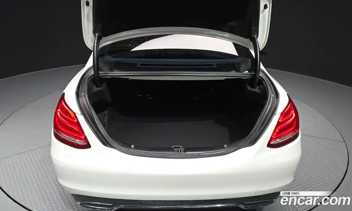 Mercedes-Benz C-Class 2015 2.1 гидро, фото 20 Mercedes-Benz C-Class 2015 2.1 гидро, фото 20