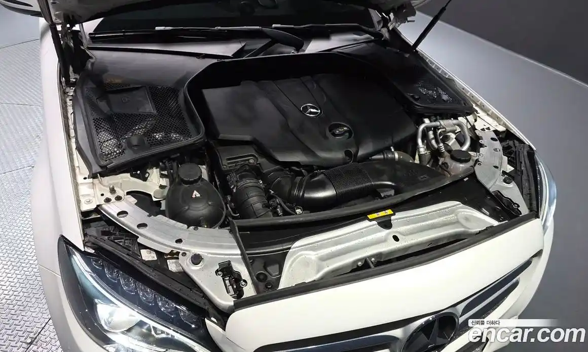 Mercedes-Benz C-Class 2015 2.1 гидро, фото 6 Mercedes-Benz C-Class 2015 2.1 гидро, фото 6