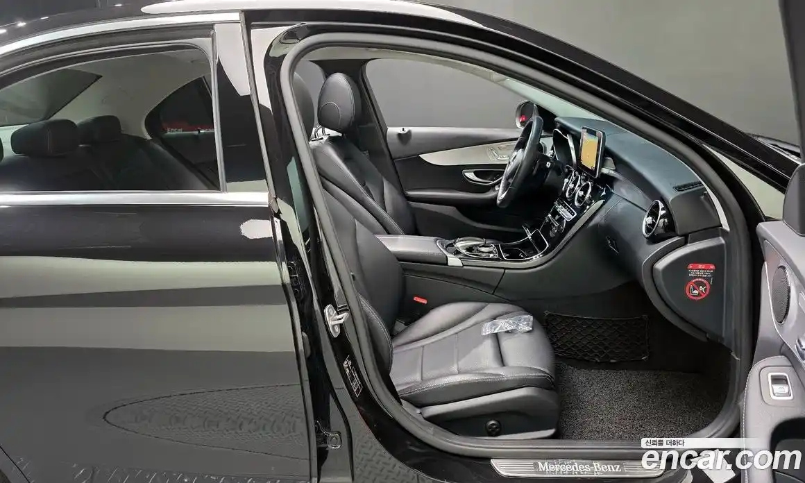Mercedes-Benz C-Class 2017 2.1 гидро, фото 11 Mercedes-Benz C-Class 2017 2.1 гидро, фото 11