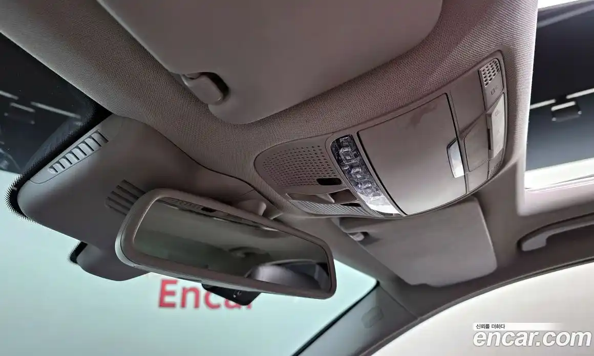 Mercedes-Benz C-Class 2017 2.1 гидро, фото 17 Mercedes-Benz C-Class 2017 2.1 гидро, фото 17