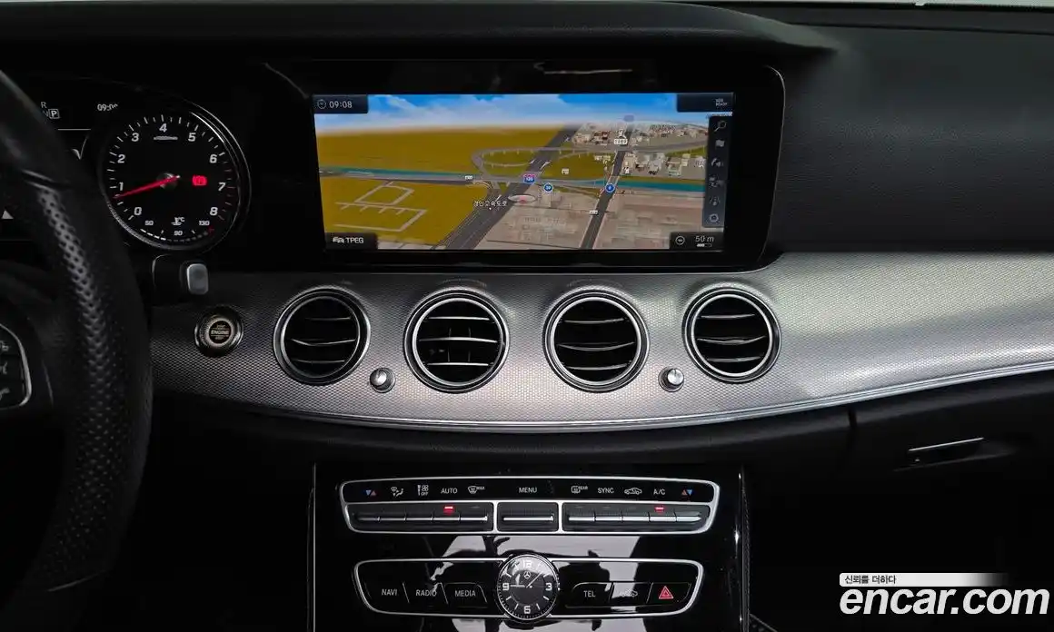 Mercedes-Benz E-Class 2018 2.0 автомат (гидро), фото 19