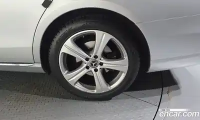 Mercedes-Benz E-Class 2018 2.0 автомат (гидро), миниатюра 7