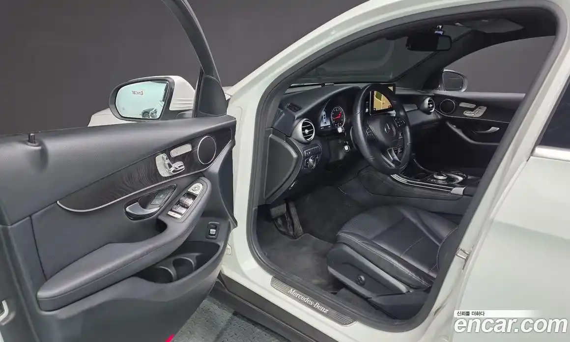 Mercedes-Benz GLC-Class 2019 2.0 гидро, фото 13 Mercedes-Benz GLC-Class 2019 2.0 гидро, фото 13
