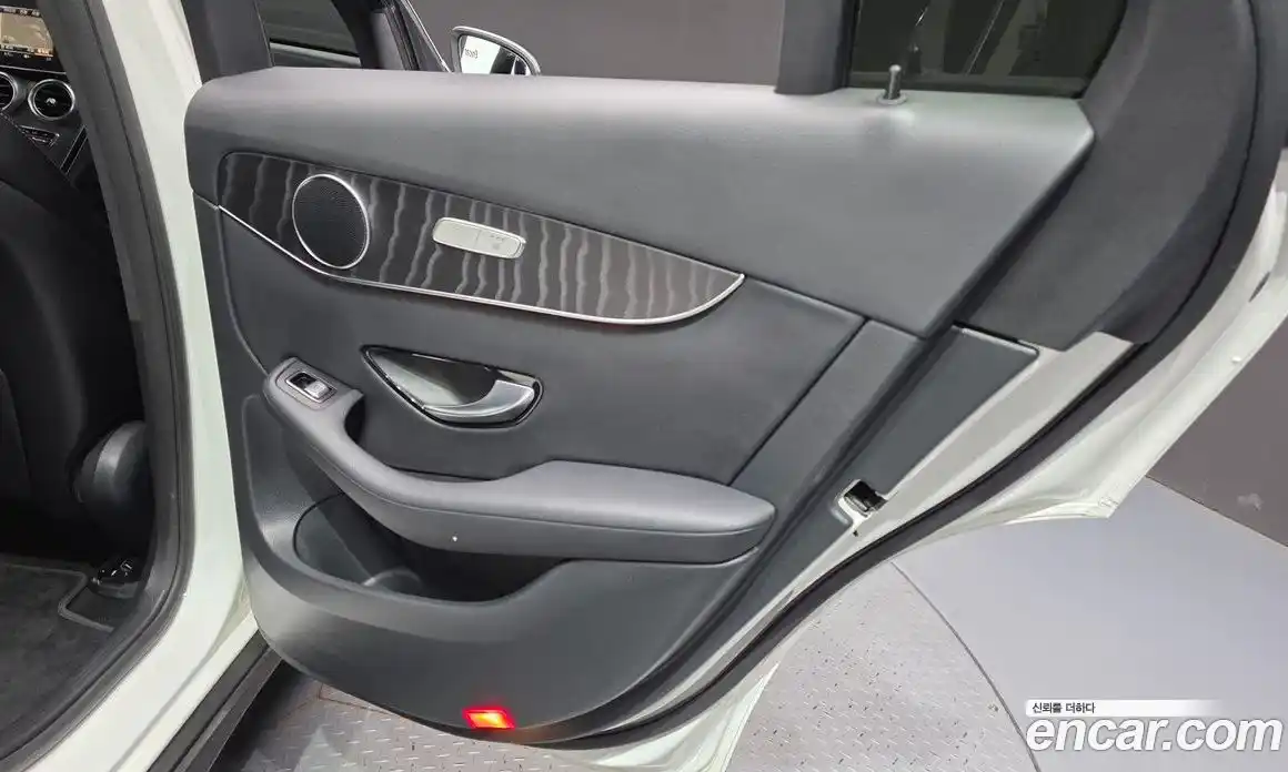 Mercedes-Benz GLC-Class 2019 2.0 гидро, фото 15 Mercedes-Benz GLC-Class 2019 2.0 гидро, фото 15