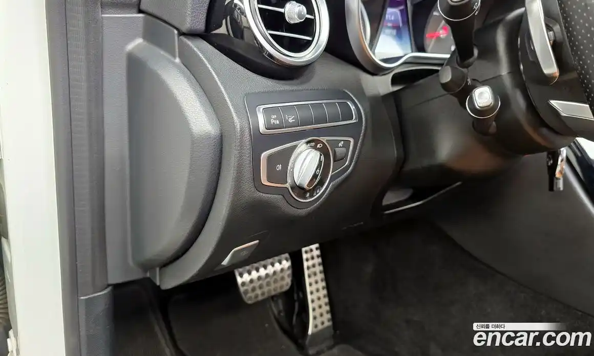 Mercedes-Benz C-Class 2017 2.0 гидро, фото 19 Mercedes-Benz C-Class 2017 2.0 гидро, фото 19