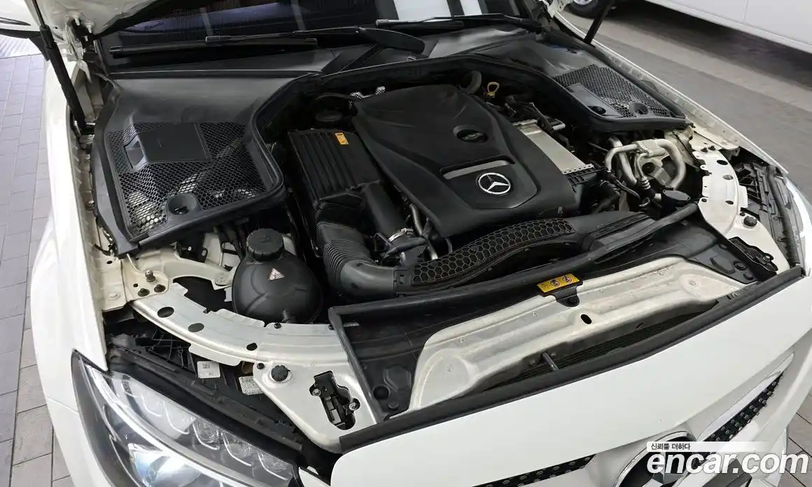 Mercedes-Benz C-Class 2017 2.0 гидро, фото 6 Mercedes-Benz C-Class 2017 2.0 гидро, фото 6