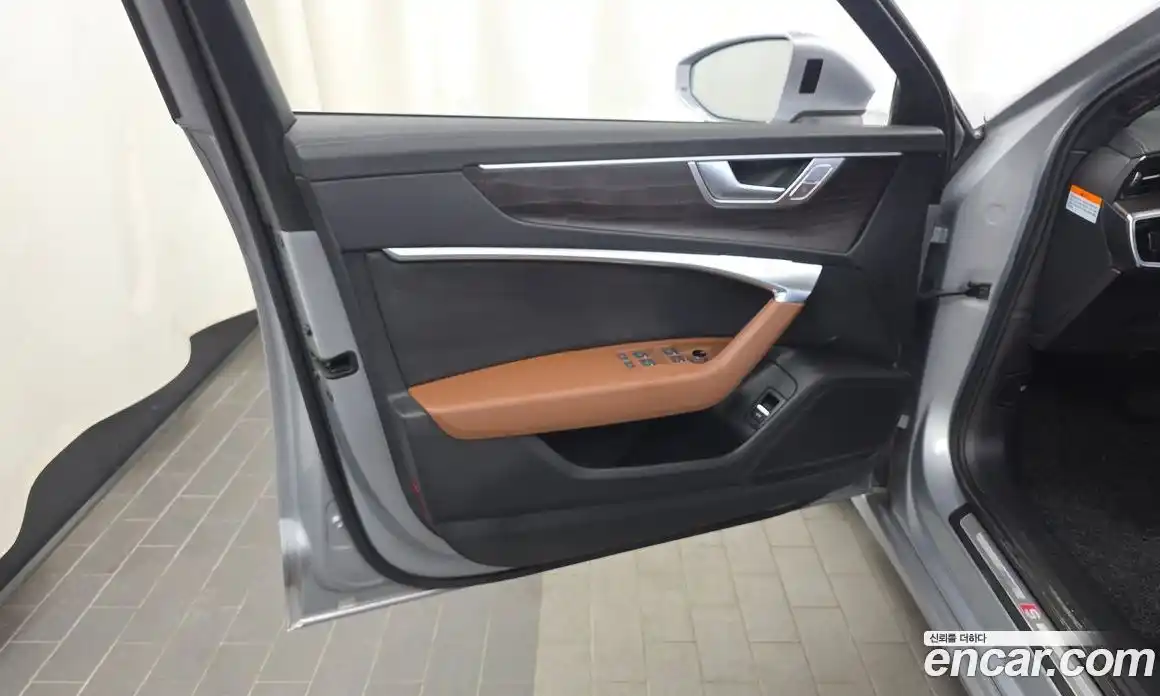 Audi A6 2022 2.0 автомат (гидро), фото 14