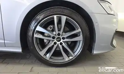 Audi A6 2022 2.0 автомат (гидро), миниатюра 7