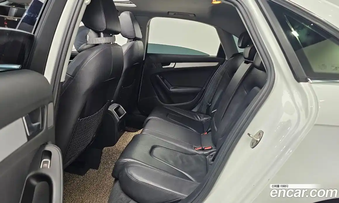 Audi A4 2015 2.0 автомат (гидро), фото 12