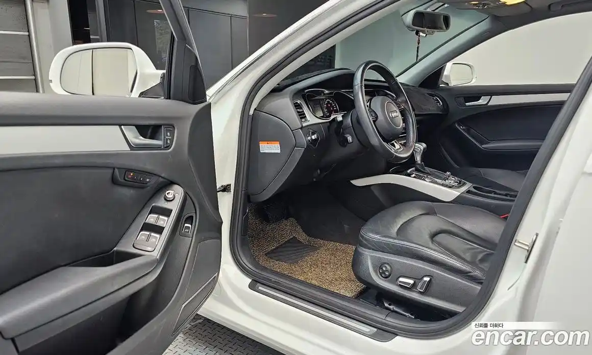 Audi A4 2015 2.0 автомат (гидро), фото 10