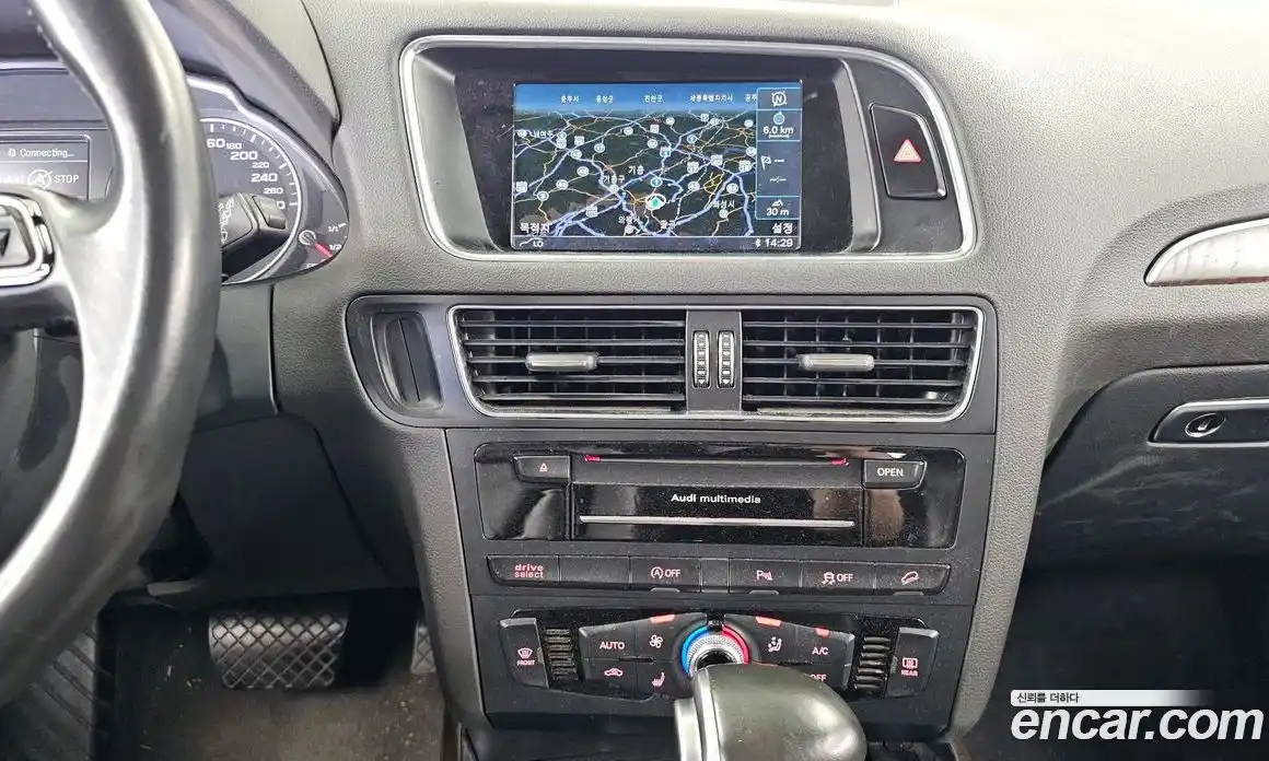 Audi Q5 2016 2.0 автомат (гидро), фото 15