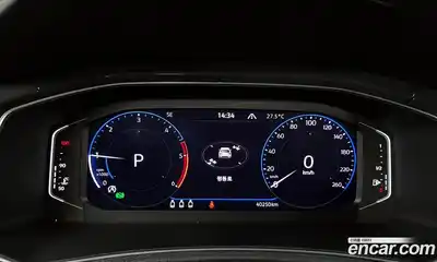 Volkswagen T-Roc 2021 2.0 автомат (гидро), миниатюра 8