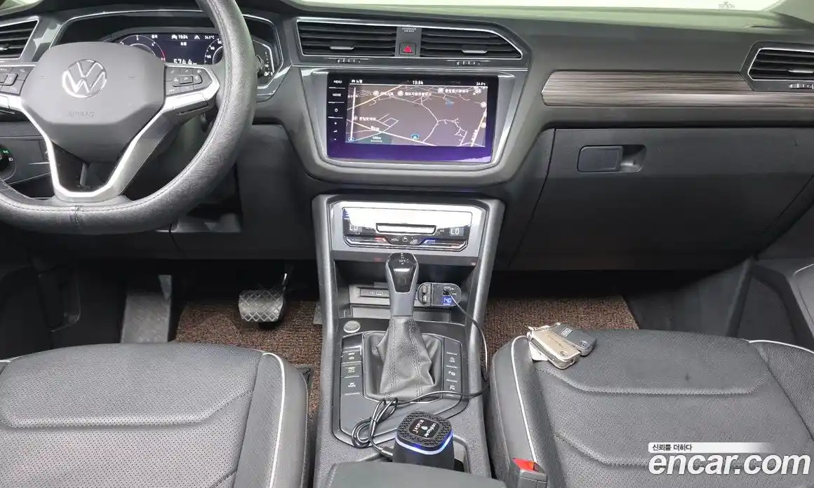 Volkswagen Tiguan 2023 2.0 автомат (гидро), фото 21