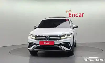 Volkswagen Tiguan 2023 2.0 автомат (гидро), миниатюра 3