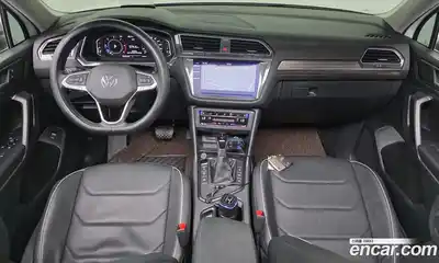 Volkswagen Tiguan 2023 2.0 автомат (гидро), миниатюра 10
