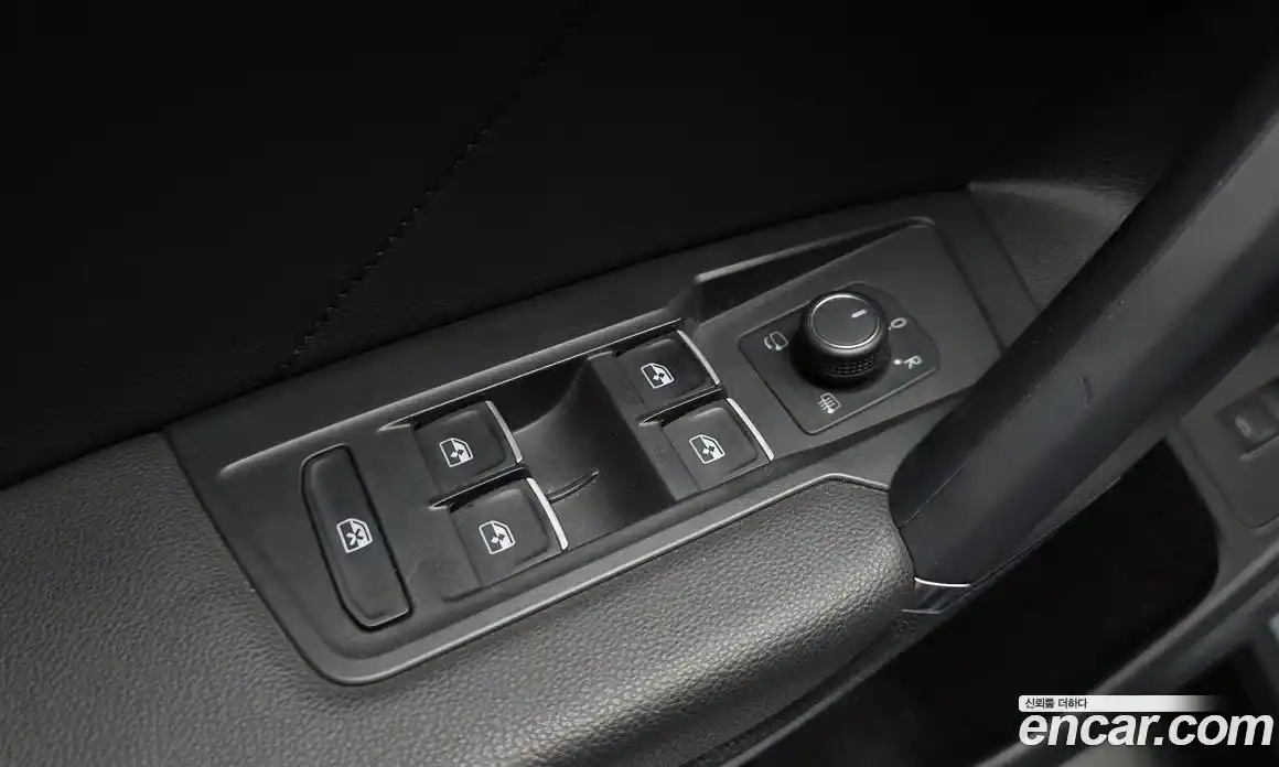 Volkswagen Tiguan 2018 2.0 автомат (гидро), фото 30