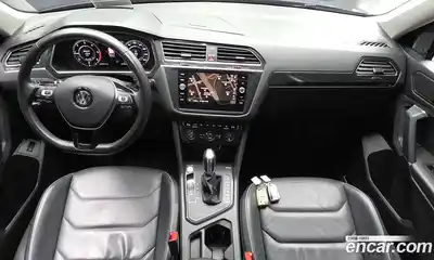 Volkswagen Tiguan 2018 2.0 автомат (гидро), миниатюра 10